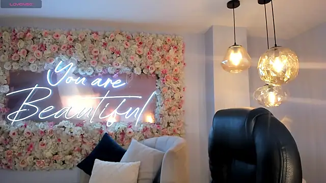 JadeEvansX online show from November 2025 11:27:02 AM