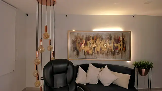 KateSunder online show from November 2025 06:08:02 AM