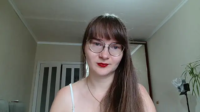 KiraGoldens online show from July 2026 06:29:02 AM