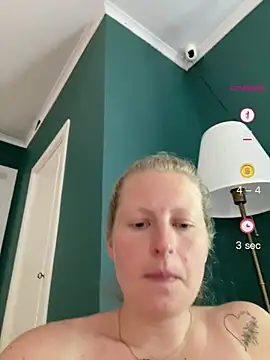 Snapshot of Girlnina-1995 chatting on June 2026 02:15:02 PM Girlnina-1995 online show from June 2026 02:15:02 PM
