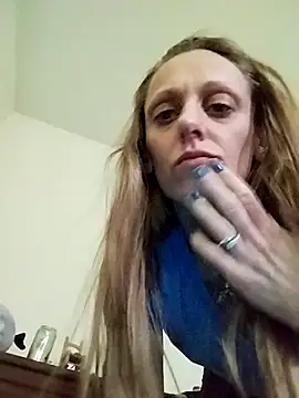 eatmeplease44 online show from November 2025 07:02:02 PM