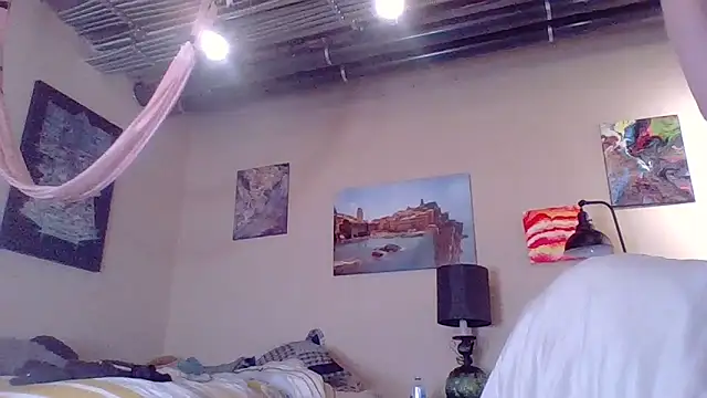 eatmeplease44 online show from March 2026 04:23:01 PM