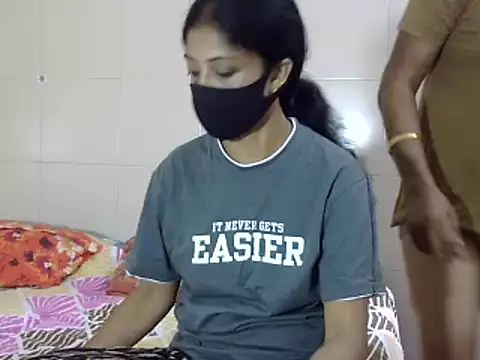 Indian Horny Wife online show from October 2025 06:00:01 AM