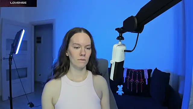 Snapshot of DivineBite chatting on March 2026 02:19:01 PM DivineBite online show from March 2026 02:19:01 PM