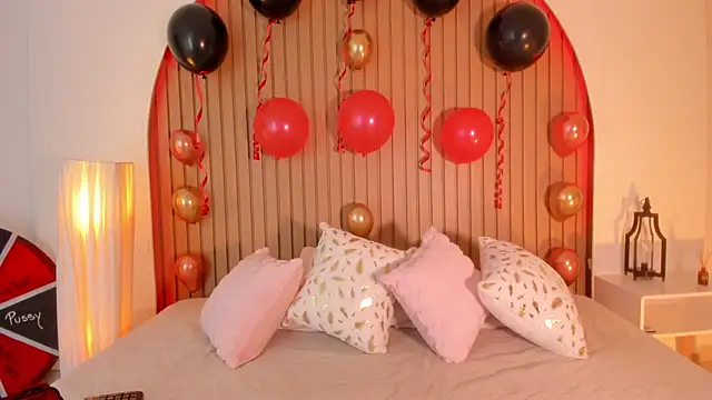 Karlagonzales  online show from April 2026 07:40:02 PM