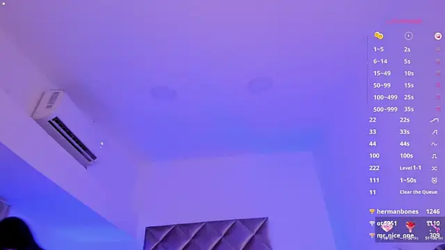 Snapshot of malaia_hills chatting on February 2025 01:44:01 AM malaia hills online show from February 2025 01:44:01 AM