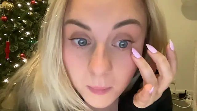 bigboobybabyxh online show from October 2025 09:31:01 AM