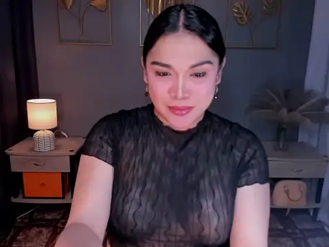 MaxeneCullens online show from November 2025 03:01:01 AM