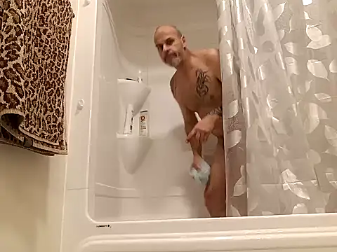 Snapshot of Ryeguy6969 chatting on December 2024 05:51:02 PM Ryeguy6969 online show from December 2024 05:51:02 PM