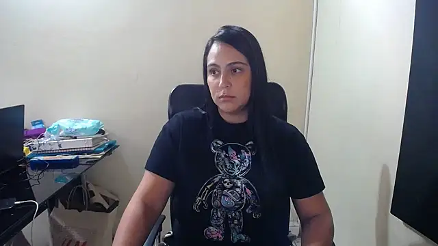 kendall 52 online show from February 2025 02:06:02 PM