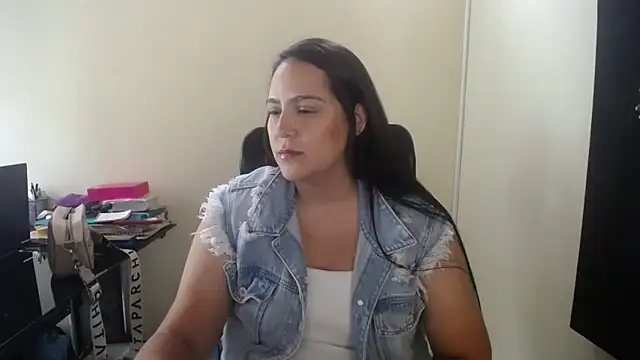 kendall 52 online show from September 2025 06:08:02 PM