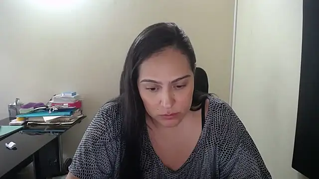 kendall 52 online show from September 2025 06:41:02 PM