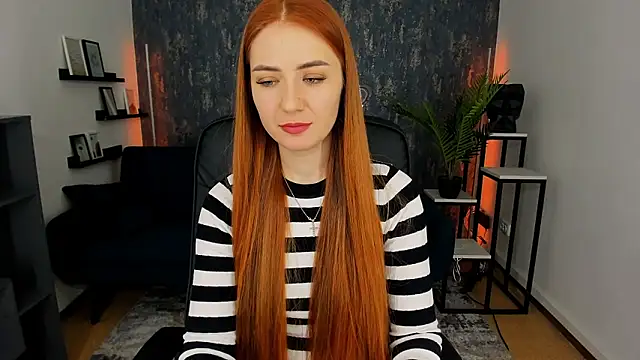 Snapshot of Adelyna_Bird chatting on January 2025 08:26:02 AM Adelyna Bird online show from January 2025 08:26:02 AM