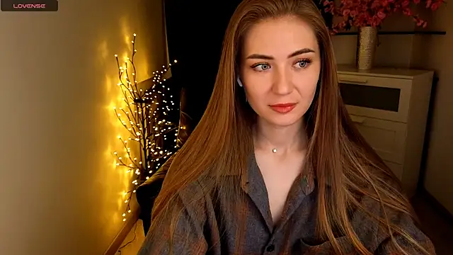 Adelyna Bird online show from June 2026 06:30:01 AM