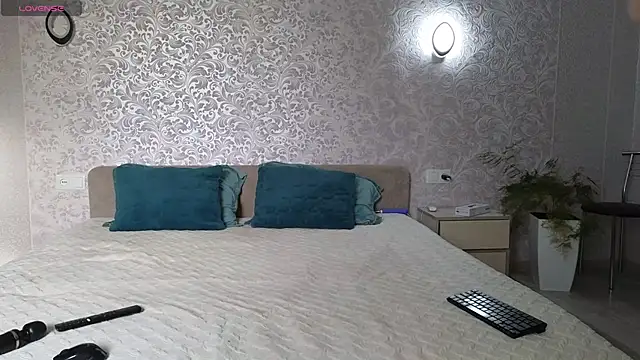 Snapshot of Monica_Sexy chatting on November 2025 07:32:01 AM Monica Sexy online show from November 2025 07:32:01 AM