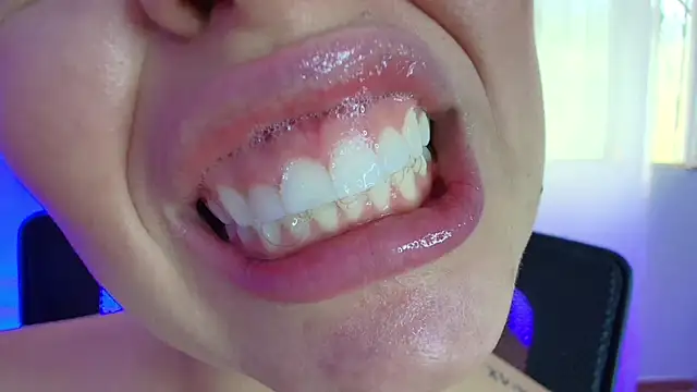 lisbet21x online show from February 2025 10:14:02 PM