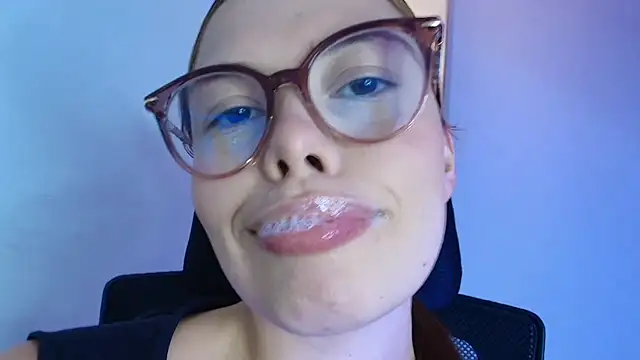 lisbet21x online show from February 2026 08:23:02 PM