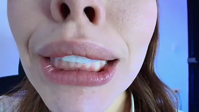 lisbet21x online show from February 2026 09:11:01 PM