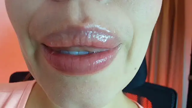 lisbet21x online show from July 2026 03:48:02 PM