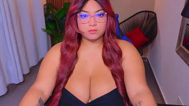 Snapshot of Kenya--Buhle chatting on May 2026 03:09:01 PM Kenya--Buhle online show from May 2026 03:09:01 PM