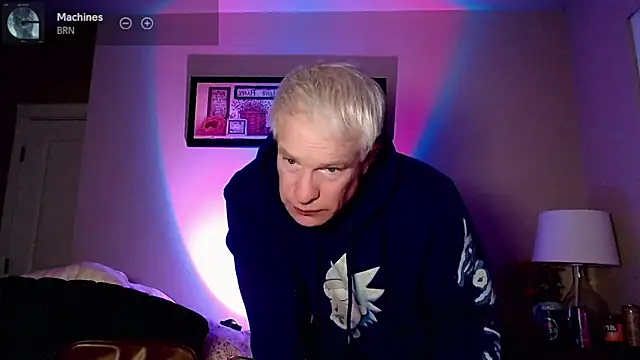 Snarfle82 online show from December 2025 06:22:02 AM