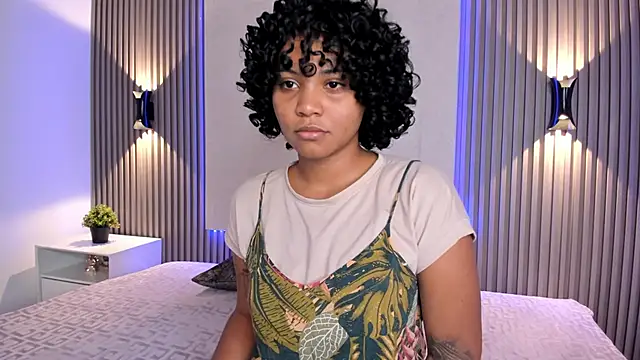 Zafiiraa online show from February 2025 11:46:02 AM