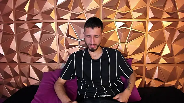 sam bisex online show from February 2026 02:31:01 AM