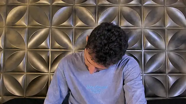 sam bisex online show from April 2026 02:42:01 AM