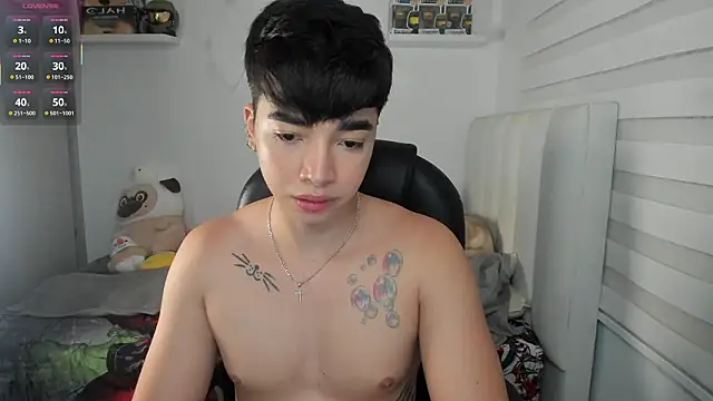 santy7v7 online show from March 2026 01:18:02 PM