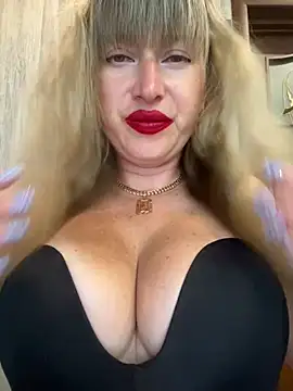 Kittenforyou online show from July 2026 12:09:02 PM
