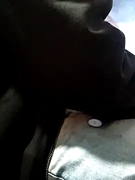 Wero4200 online show from December 2025 09:41:02 PM