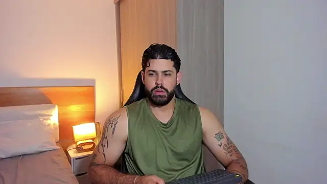 Justyn Torres online show from February 2025 04:15:02 PM