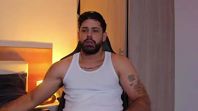 Justyn Torres online show from March 2025 07:31:02 PM