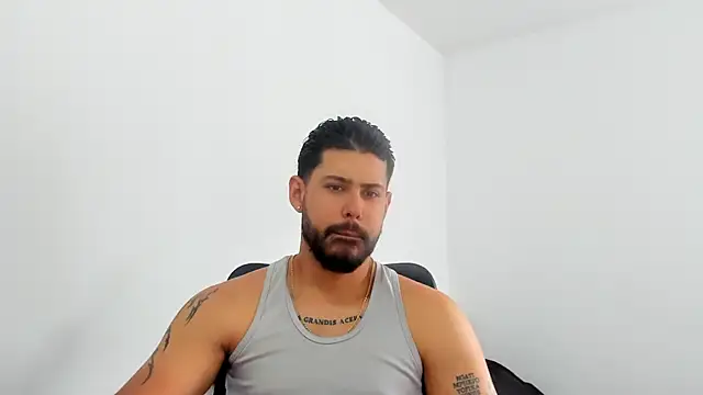 Justyn Torres online show from September 2025 03:34:01 PM