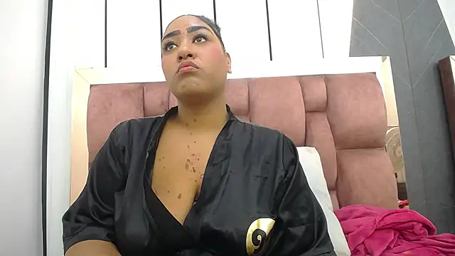 arianna pearl online show from March 2026 01:06:01 PM