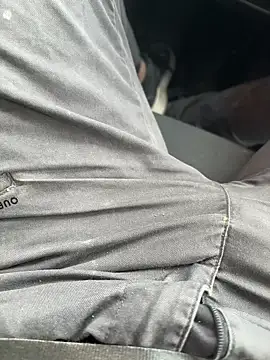 Snapshot of agitnizci13 chatting on December 2024 12:16:02 PM agitnizci13 online show from December 2024 12:16:02 PM