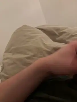 Snapshot of agitnizci13 chatting on February 2025 08:28:01 PM agitnizci13 online show from February 2025 08:28:01 PM