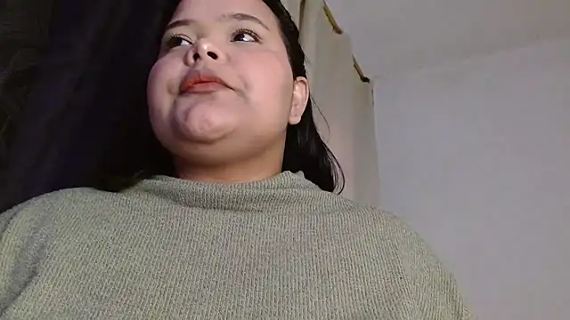 Snapshot of sexychubby___ chatting on December 2024 04:43:01 PM sexychubby    online show from December 2024 04:43:01 PM