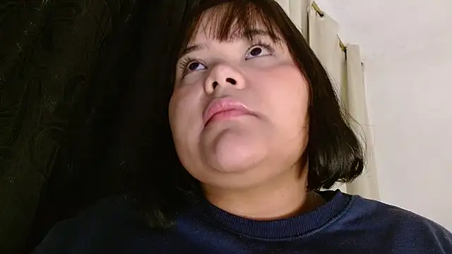 Snapshot of sexychubby___ chatting on February 2025 02:57:02 PM sexychubby    online show from February 2025 02:57:02 PM