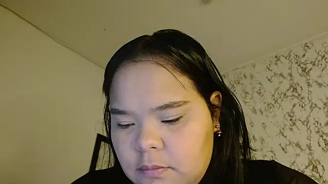 Snapshot of sexychubby___ chatting on October 2025 12:28:02 PM sexychubby    online show from October 2025 12:28:02 PM