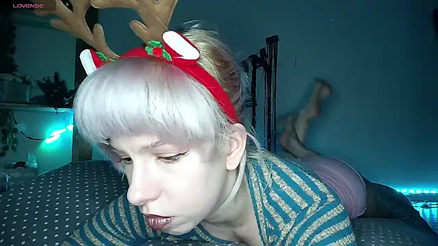 Snapshot of cruellagoth666 chatting on December 2024 05:23:02 PM cruellagoth666 online show from December 2024 05:23:02 PM