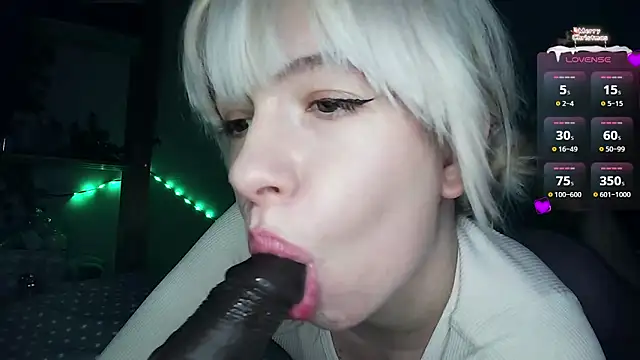 Snapshot of cruellagoth666 chatting on January 2025 03:18:01 PM cruellagoth666 online show from January 2025 03:18:01 PM