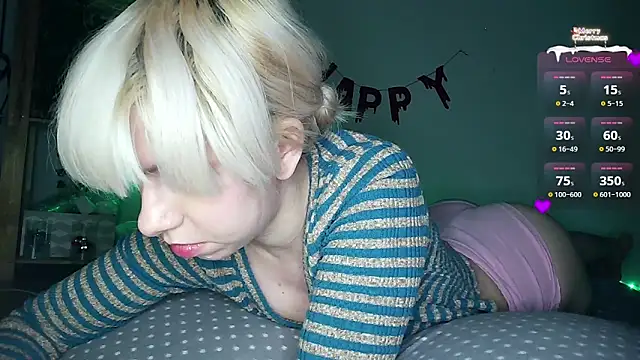 Snapshot of cruellagoth666 chatting on January 2025 04:37:01 PM cruellagoth666 online show from January 2025 04:37:01 PM