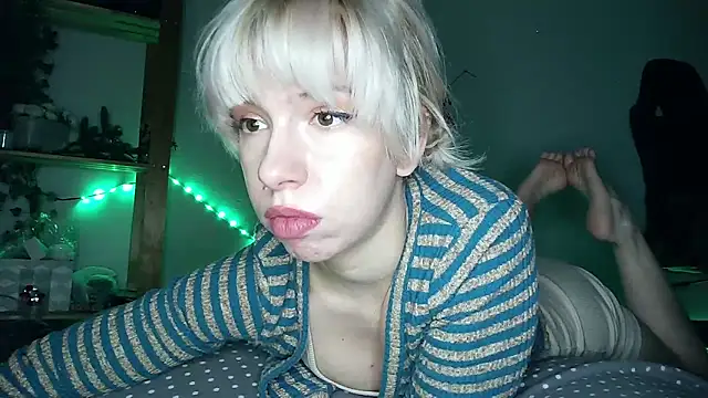 Snapshot of cruellagoth666 chatting on February 2025 04:22:01 PM cruellagoth666 online show from February 2025 04:22:01 PM