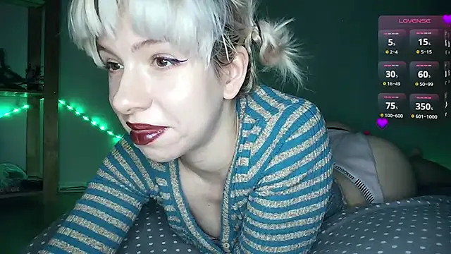 Snapshot of cruellagoth666 chatting on March 2025 05:45:01 PM cruellagoth666 online show from March 2025 05:45:01 PM