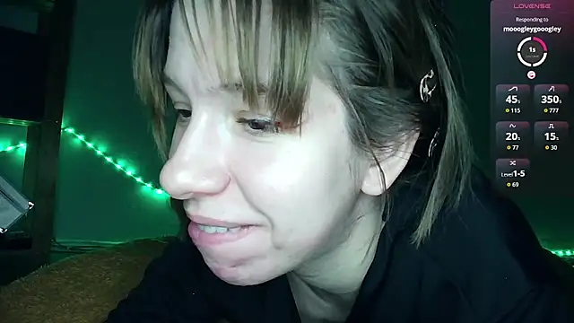 Snapshot of cruellagoth666 chatting on October 2025 12:30:01 AM cruellagoth666 online show from October 2025 12:30:01 AM