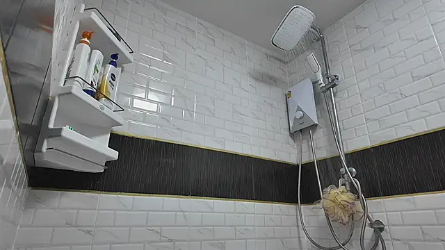 Snapshot of lukegunn chatting on September 2025 10:26:02 PM lukegunn online show from September 2025 10:26:02 PM