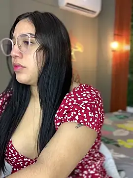 Amandanauty online show from January 2025 12:13:01 AM