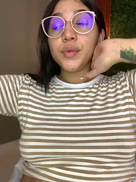 Amandanauty online show from January 2025 03:38:02 AM