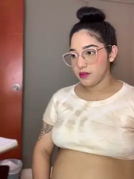 Amandanauty online show from January 2025 11:24:02 PM